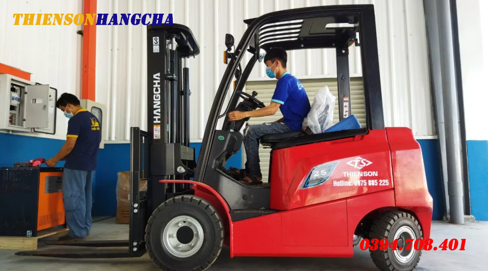 xe nâng điện 2.5 tấn