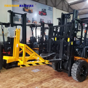 xe nâng kẹp phuy