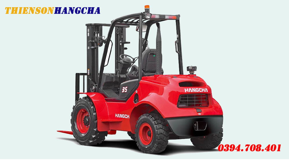 Xe nâng dầu chạy địa hình 