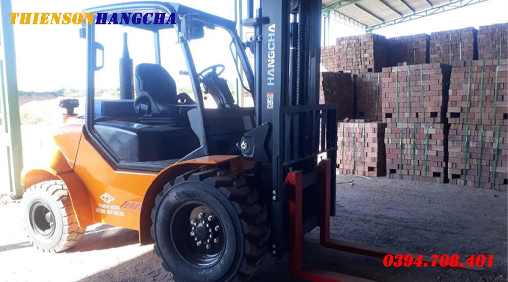 Xe nâng dầu địa hình Hangcha