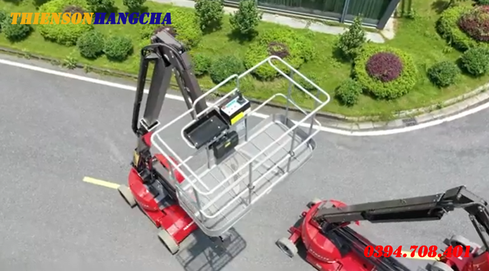 Xe nâng người dạng khớp nối